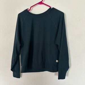 Vuori Long-Sleeve Halo Crew
